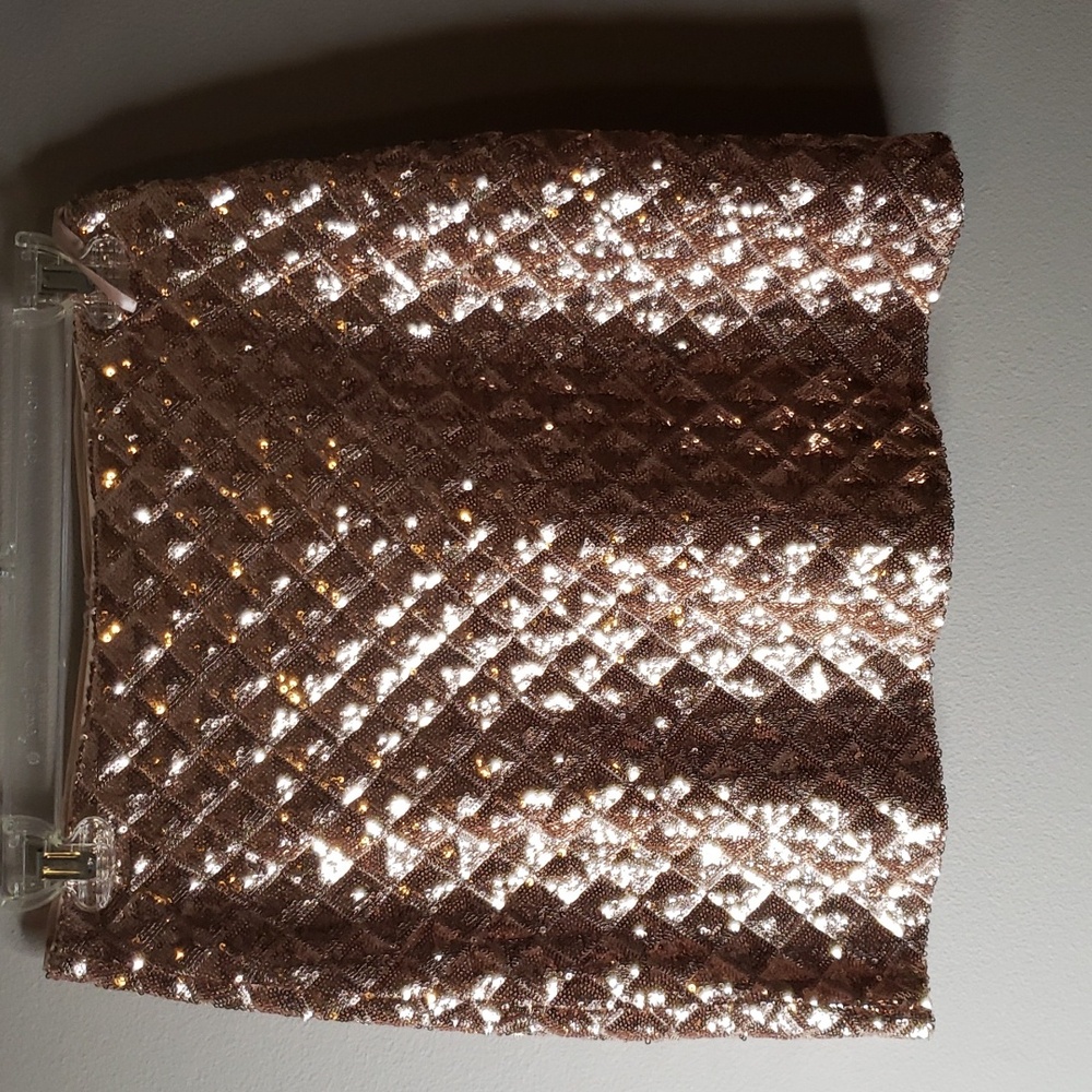 She + Sky Sequence Rose Gold Diamond Patterned Mini Skirt Small